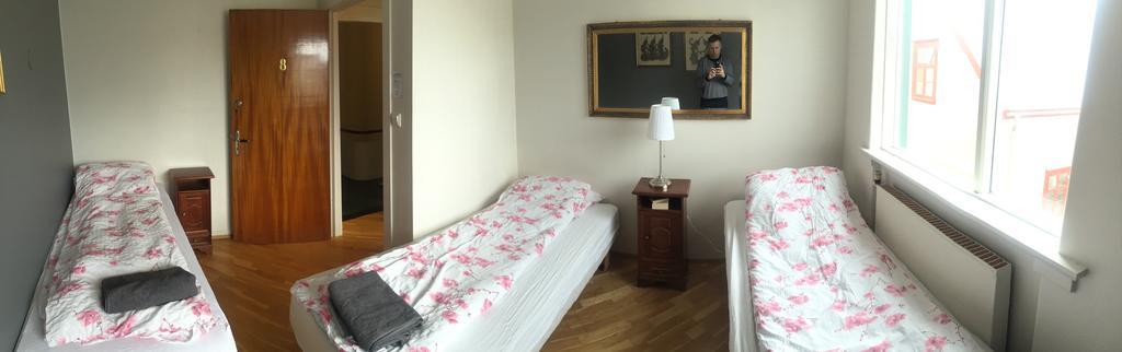 Litla Guesthouse Isafjordur Room photo